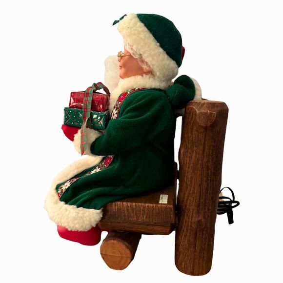 1994 Holiday Creations Animated Santa & Mrs. Claus on Wooden Bench – Santa Moves - Picture 12 of 12